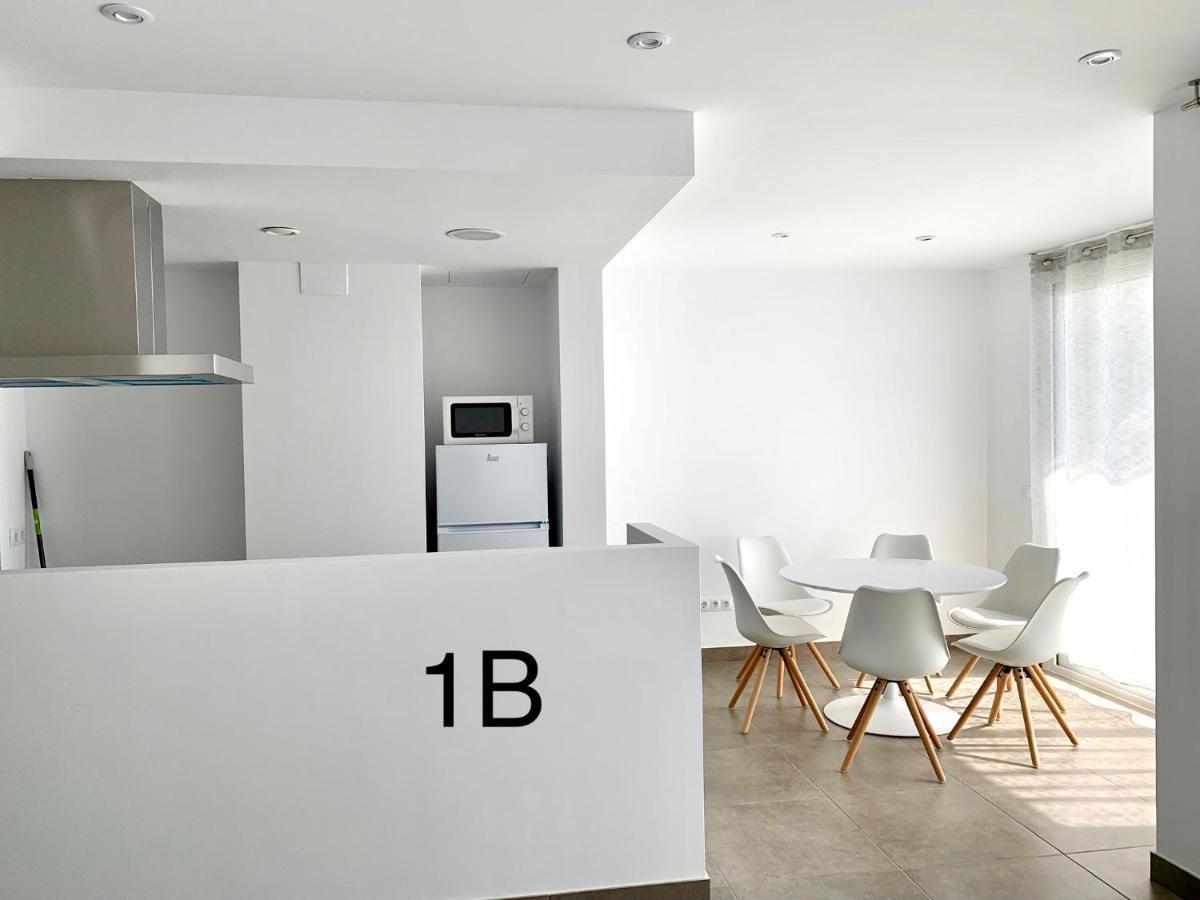 Edifici Valeria Apartment Empuriabrava Exterior photo