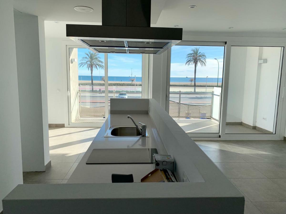 Edifici Valeria Apartment Empuriabrava Exterior photo