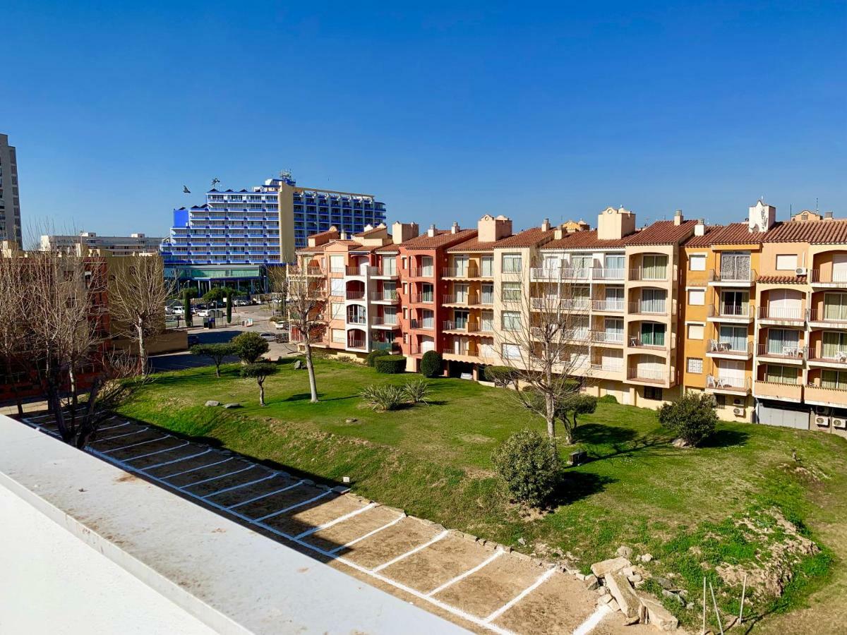 Edifici Valeria Apartment Empuriabrava Exterior photo