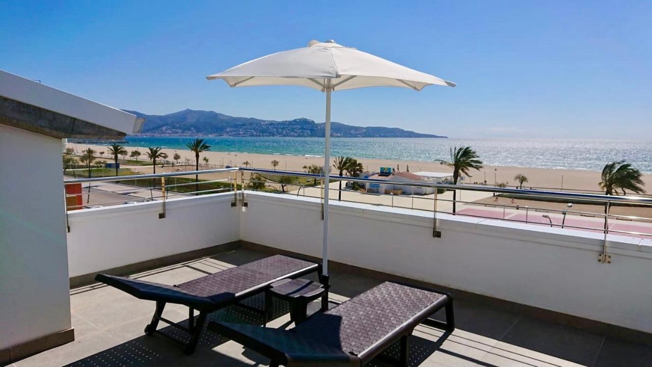 Edifici Valeria Apartment Empuriabrava Exterior photo