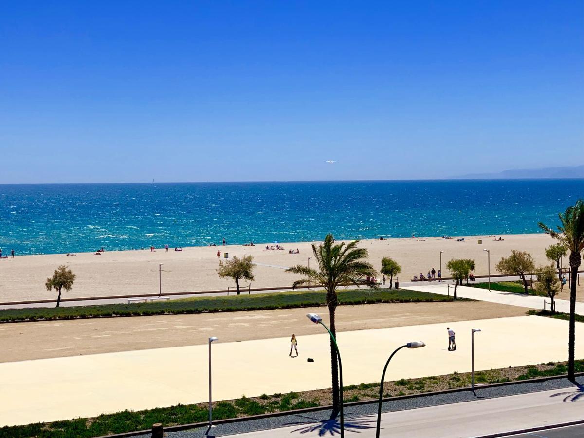 Edifici Valeria Apartment Empuriabrava Exterior photo